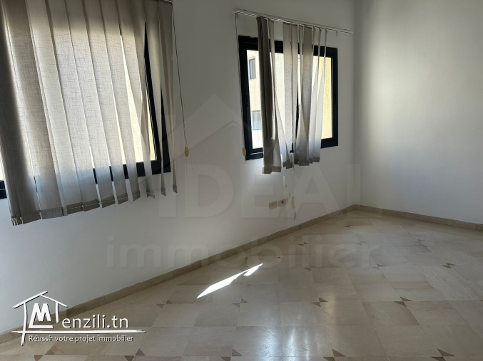 AL Bureau 114m² au Lac1