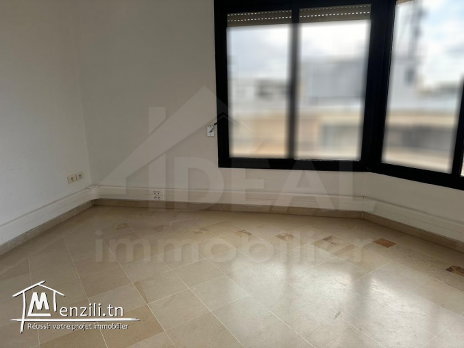 AL Bureau 65m² au Lac1