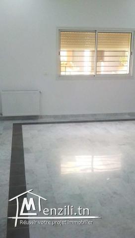 A VENDRE APPARTEMENT S+3