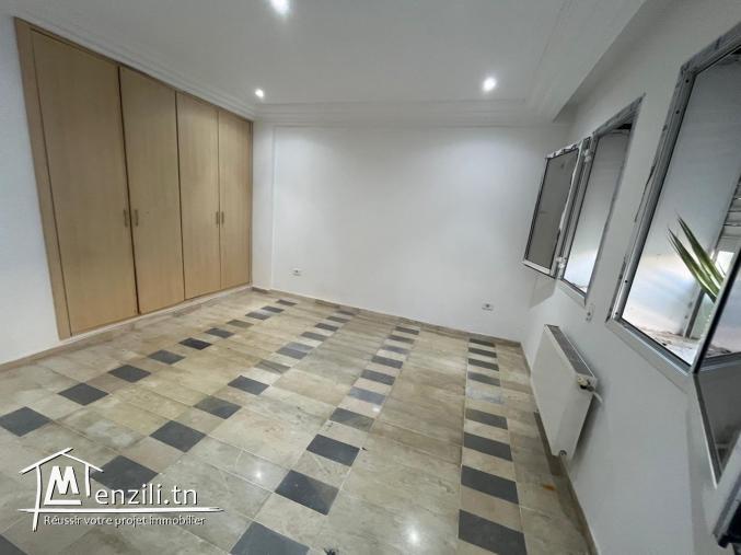 À vendre Duplex à la marsa El Tabak route du stade