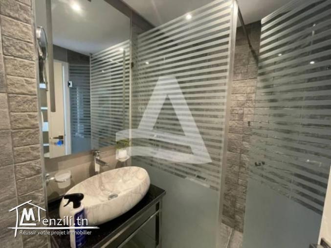 Luxueux Triplex à louer à Gammarth