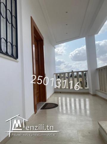 للبيع فيلا من اربعة طوابق في دار فضال سكرة