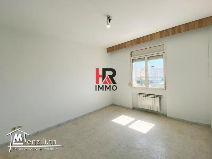 Cite al ghazela: à louer app s3