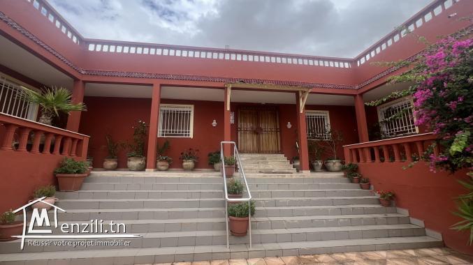 A vendre villa a El Mornaguia, Ain El Karma