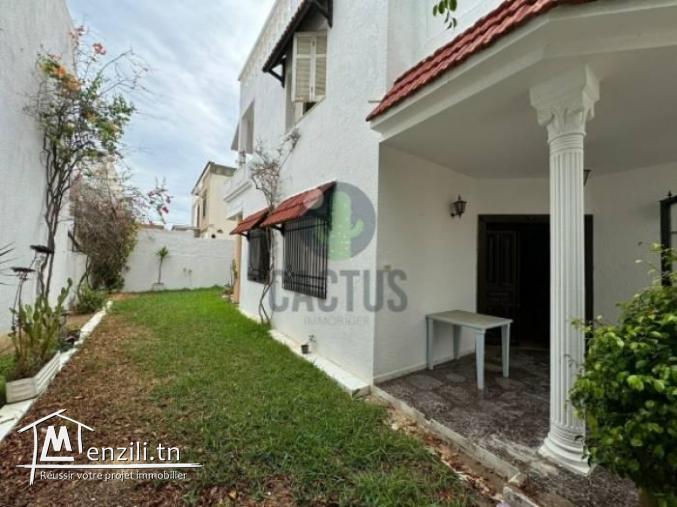 À vendre  Villa de 220 m² sur un terrain de 218 m²  à Korba plage .