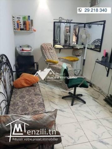 Maison avec étage et garage à vendre à Kairouan