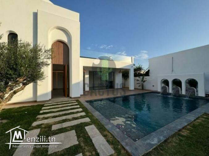 À vendre Villa de 330m² sur un terrain 1012m² à Sidi hamedHammamet.