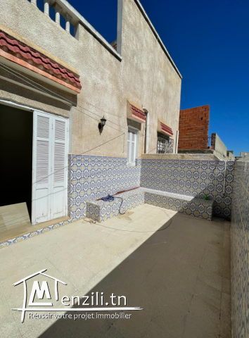 Maison S+4 avec 2 studios à Zahrouni , Ben Daha