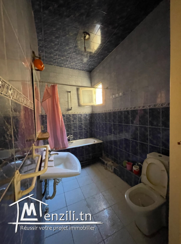 Maison S+4 avec 2 studios à Zahrouni , Ben Daha