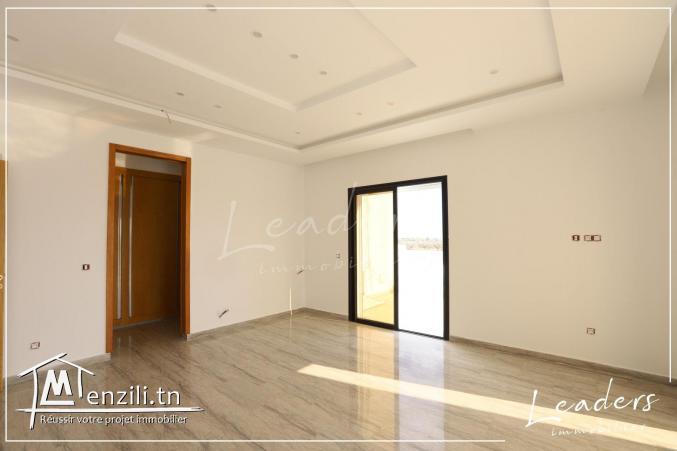 Villa S+4 à vendre jamais habitée