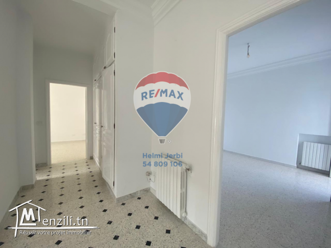 Villa à usage résidentiel ou bureautique à El Menzah9 à louer