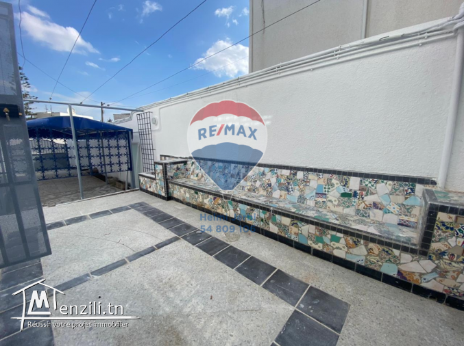 Villa à usage résidentiel ou bureautique à El Menzah9 à louer