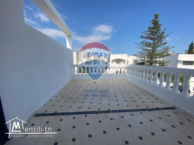 Villa à usage résidentiel ou bureautique à El Menzah9 à louer