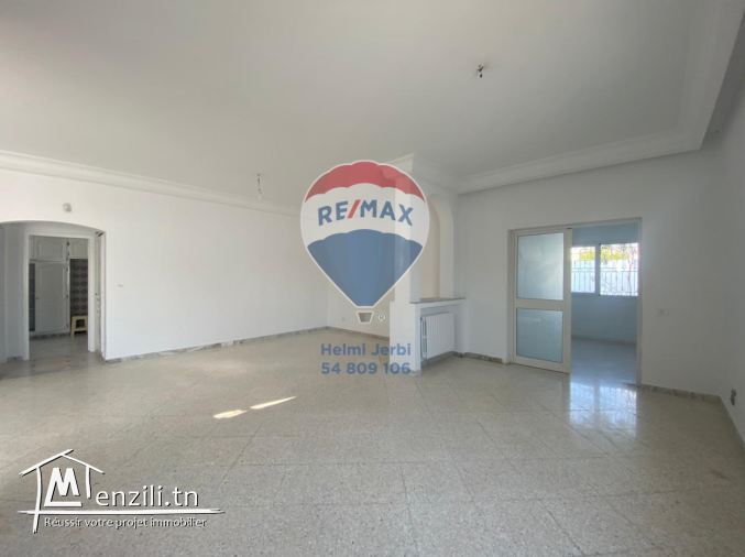 Villa à usage résidentiel ou bureautique à El Menzah9 à louer