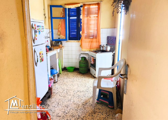 À vendre 3 pièces Centre-ville de Tabarka à 5min de la plage