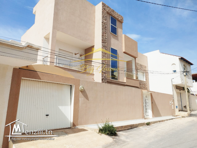 magnifique villa indépendante sur 2 niveaux