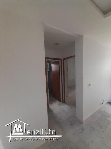 À vendre : Appartement RDC S+3 - 176 m² avec garage et jardin