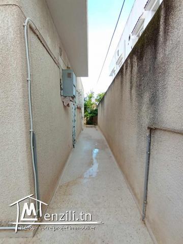 A VENDRE VILLA A 20 MARS SIDI HASSINE
