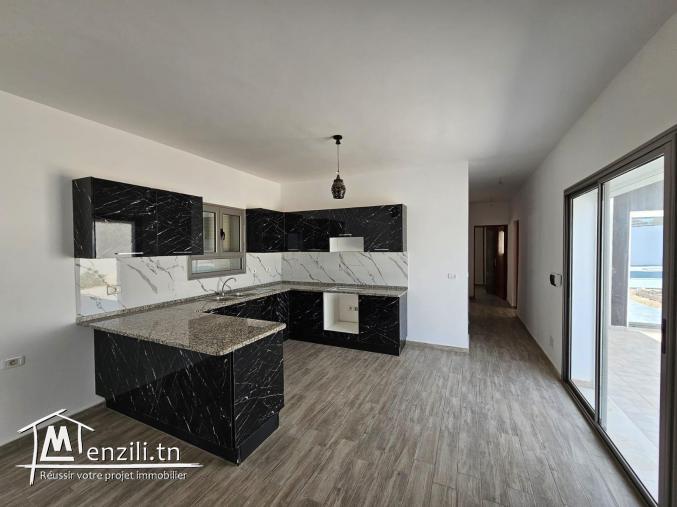 A vendre superbe villa avec piscine proche de mer à Djerba Midoun