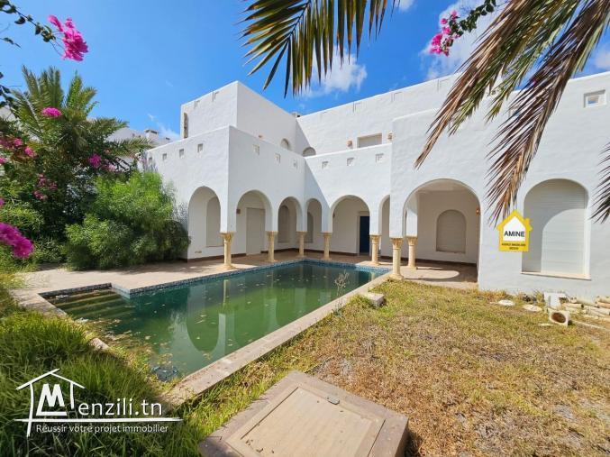 villa de luxe de 315 m2  a vendre Djerba
