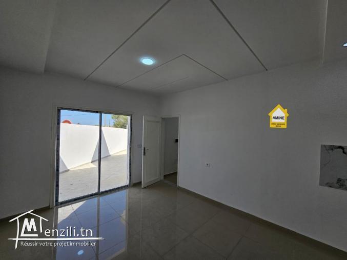 A vendre villa s+2 à petit prix à Djerba Midoun
