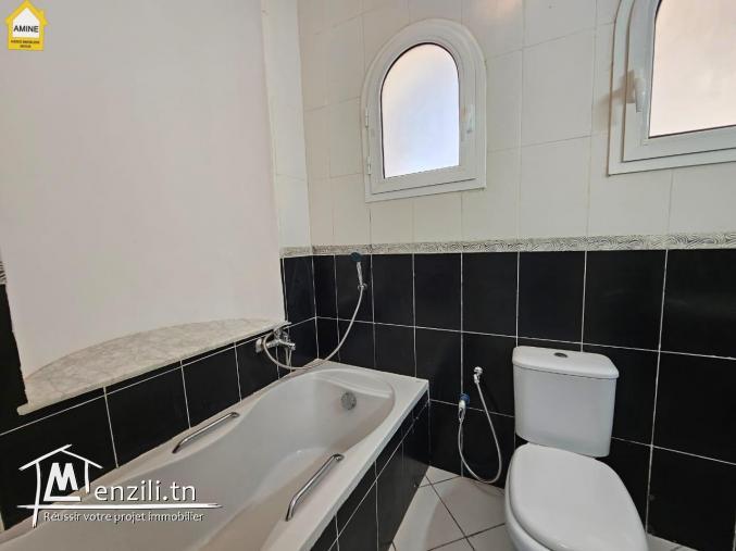 A vendre villa s+3 à Midoun Djerba