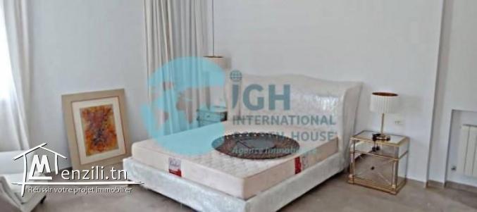 Villa de 580 m² A Vendre A La Marsa