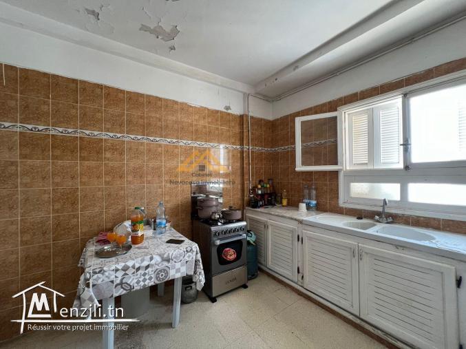A vendre Appartement S+3 à Cité Riadh 5