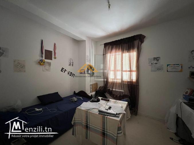 A vendre Appartement S+3 à Cité Riadh 5