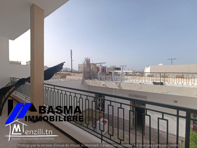Maison s+4 à vendre située à Hammem sousse