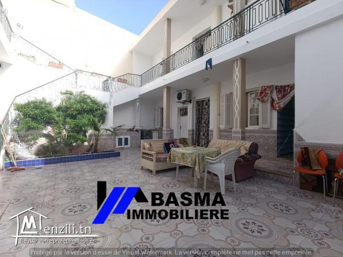 Maison s+4 à vendre située à Hammem sousse