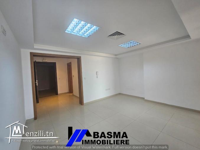 Un bureau s2 à louer située à sousse ville Beb el Gharbi