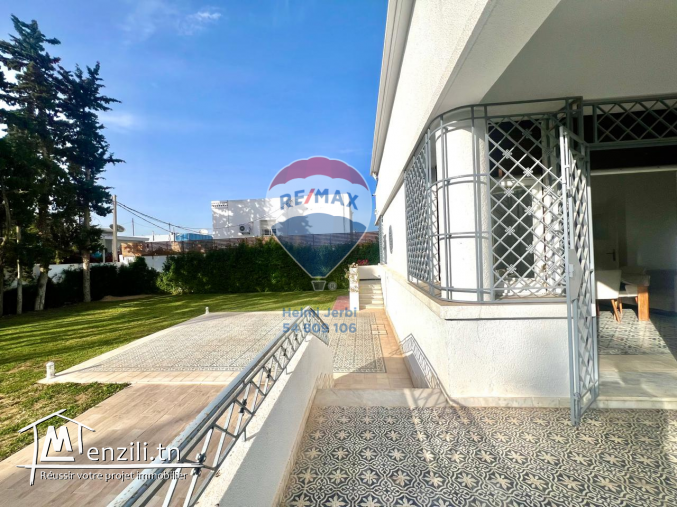 Villa à usage résidentiel/bureautique à la Mutuelle ville à louer