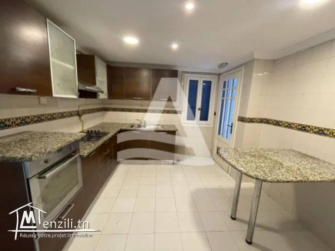 Location d'un appartement vue mer à Gammarth