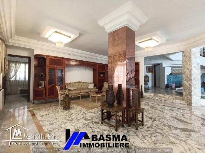 Une luxueuse villa à vendre à Kantaoui