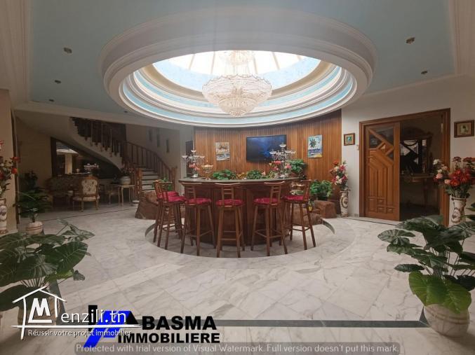 une merveilleuse villa à vendre située à monastir
