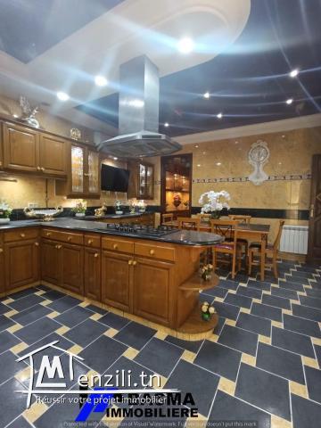 une merveilleuse villa à vendre située à monastir