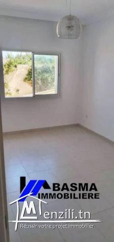 Un appartement s+2 à vendre située à folla chatt mariem