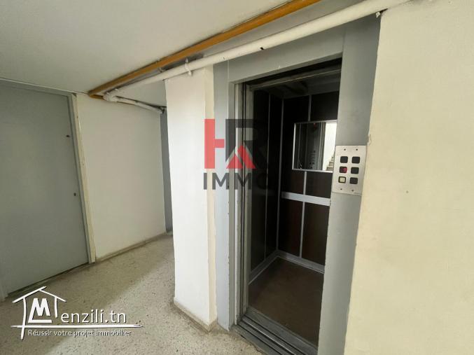 ️MANAR 1: APPARTEMENT S+2 À VENDRE