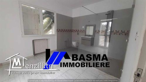 Une villa à vendre située à chat mariem