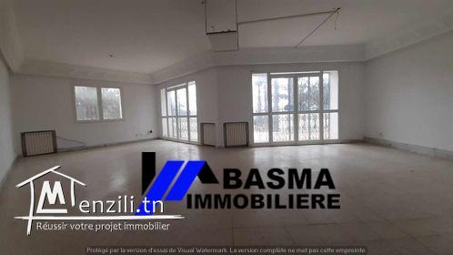 Une villa à vendre située à chat mariem