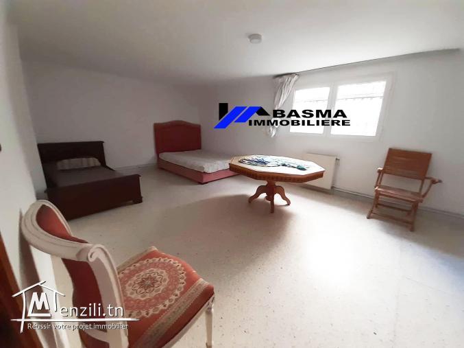 Une villa indépendante s+7 à vendre située à chatt mariem