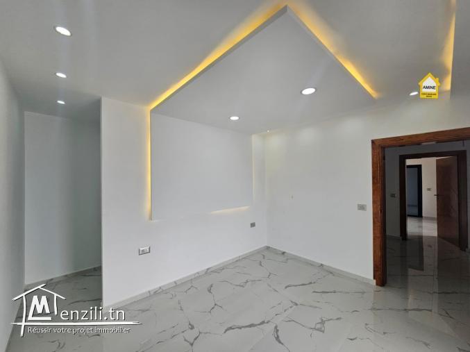 A vendre villa de luxe avec grand piscine à Midoun Djerba