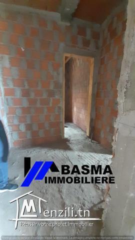 Une maison de compagne inachevée à vendre située à kalaa kbira