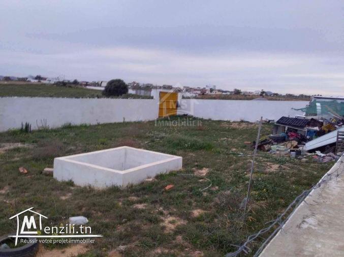 Terrain clôturé de 500 m² à vendre à 105 MD à Hammamet Sud