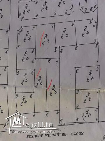 Terrains situés à Chott Mariem, disponibles en deux options :