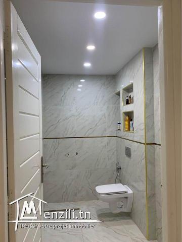 للبيع عقار بمنزل تميم