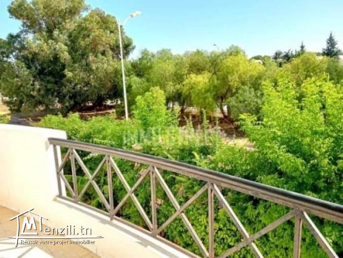 location  appartement S4  a LA Marsa