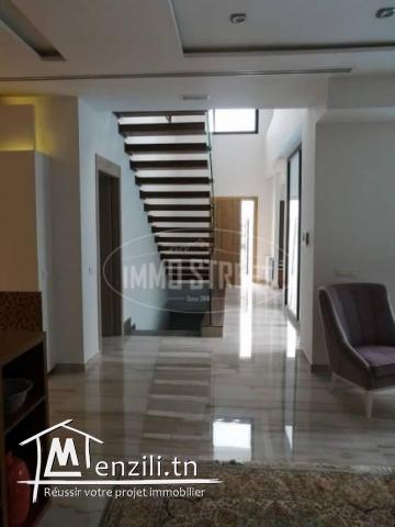 location  une belle villa S3 avec piscine à Marsa cube