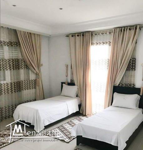 à la vente une luxueuse villa située à Hammamet zone kraksi